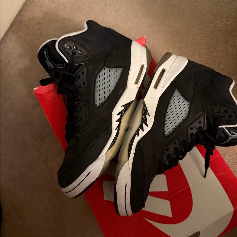 Air Jordan 5 Retro 'Oreo' 2021 size 7 youth no longer we haver the original box